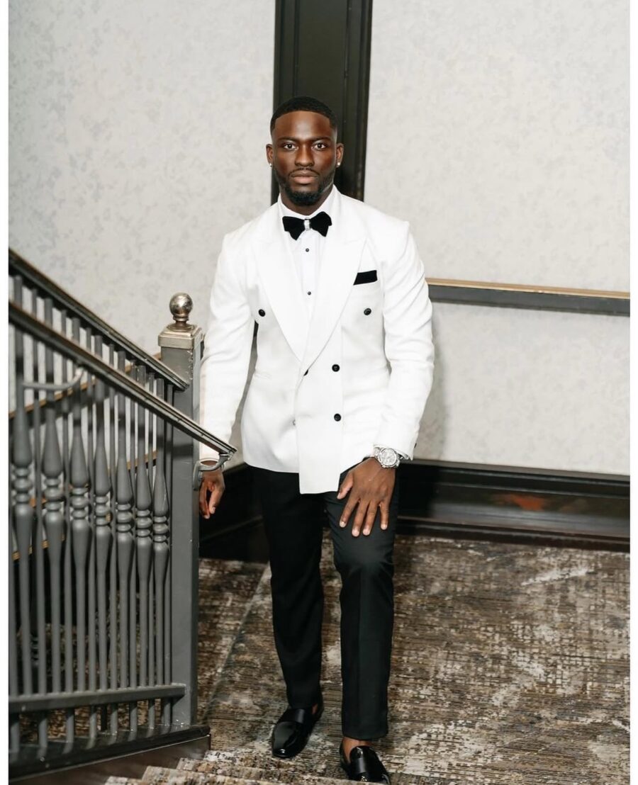 White Ezeudo Men Suit